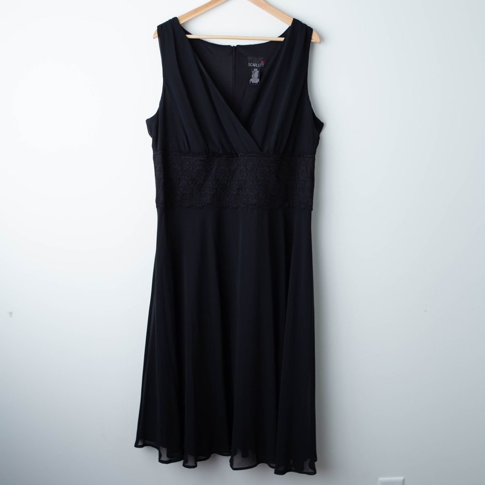 [Scarrlett] Black Cocktail Dress
